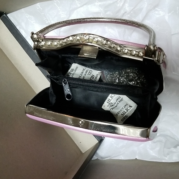 Pretty in Pink Mini Purse - Picture 5 of 5